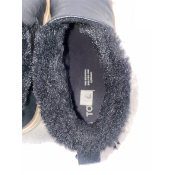 TOMS PAXTON Leather Suede Crocodile Embossment SLIP ON ANKLE BOOT 7 Faux Fur - Picture 7 of 9